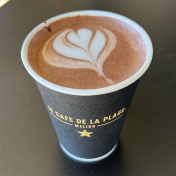 Le Cafe De La Plage - This is my Vegan Hot Chocolate! - Coffee & Tea Near Me - Malibu, California Le Cafe De La Plage - This is my Vegan Hot Chocolate! - Coffee & Tea Near Me - Malibu, California