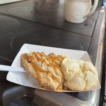 Mom's Pie House - Apple Caramel Crumble + Vanilla Ice Cream - Bakeries Near Me - Julian, California Mom's Pie House - Apple Caramel Crumble + Vanilla Ice Cream - Bakeries Near Me - Julian, California