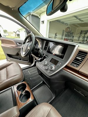 Auto Detailing at it's best! - Welcome to Apex Detailing, your trusted partner for exceptional car detailing services across the Springfield, Branson, and surrounding areas. Founded by Mikhail