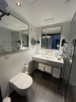 71 Nyhavn Hotel by null