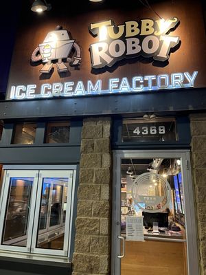 Tubby Robot Ice Cream Factory by null