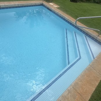 Puni Nani Pools & Spa - Useful grab handle to enter and exit. - Pool & Hot Tub Service Near Me - Lihue, Hawaii Puni Nani Pools & Spa - Useful grab handle to enter and exit. - Pool & Hot Tub Service Near Me - Lihue, Hawaii