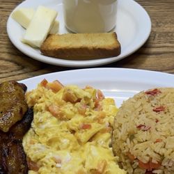 La Costa del Sol - Desayuno Rolo colombiano