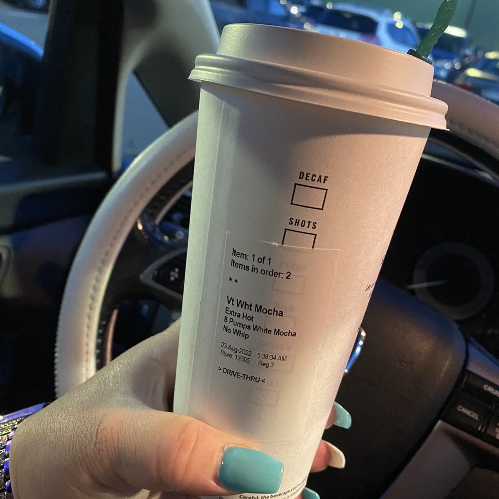 Venti white chocolate mocha Venti white chocolate mocha