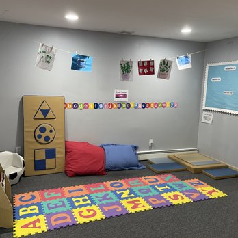 LA Sunshine Daycare - Child Care & Day Care Near Me - Lindenhurst, New York