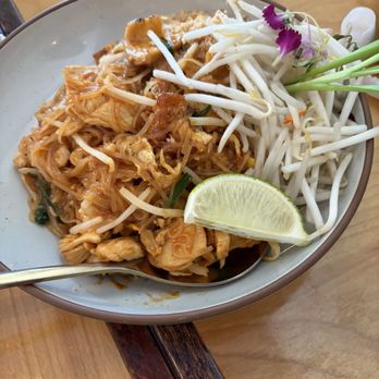 Oraan Thai Eatery - Pad Thai - Thai Near Me - San Francisco, California