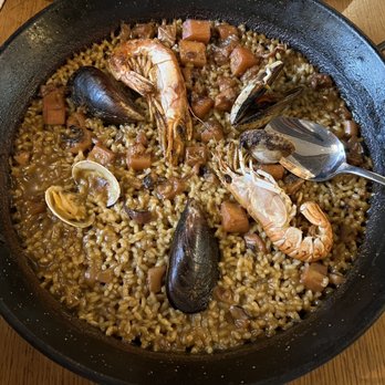 Taverna del Bisbe - Home made Paella - Catalan Near Me - Barcelona, B Taverna del Bisbe - Home made Paella - Catalan Near Me - Barcelona, B