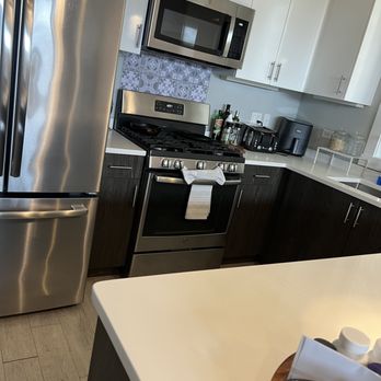 Maria Extra Cleaning Service - Home Cleaning Near Me - Chicago, Illinois Maria Extra Cleaning Service - Home Cleaning Near Me - Chicago, Illinois