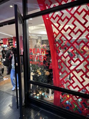 Pearl River Mart at Chelsea Market by null