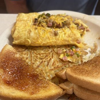Rainbow Restaurant & Catering - Western Omelet with hash browns and toast. YUM! - American Near Me - Mascotte, Florida Rainbow Restaurant & Catering - Western Omelet with hash browns and toast. YUM! - American Near Me - Mascotte, Florida