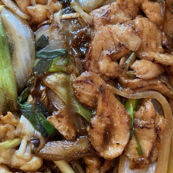 May's Kitchen - Chicken with ginger and scallions - Chinese Near Me - Pompano Beach, Florida