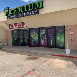 Premium Vapor Company - Daytime Outside view