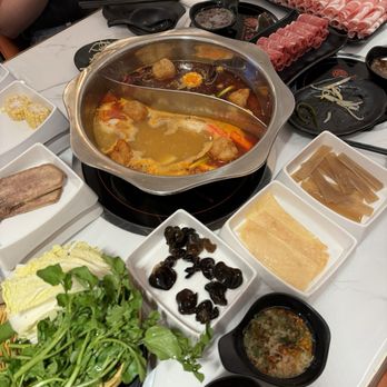 Dahu Hotpot - Hot Pot Near Me - Toronto, Ontario Dahu Hotpot - Hot Pot Near Me - Toronto, Ontario