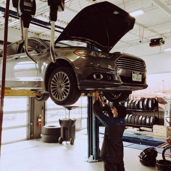 Golf Mill Ford - Car Dealers Near Me - Niles, Illinois
