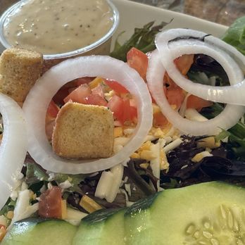 Tin Cup Bar & Grill - Bars Near Me - Livonia, Michigan