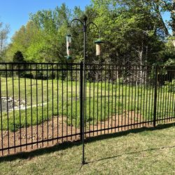 Wild Birds Unlimited - Bird feeders and stand
