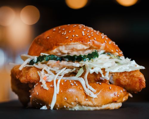 Chomp Kitchen and Drinks by null