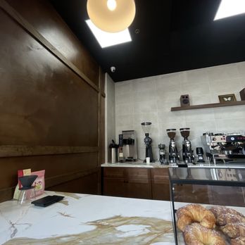 Long Black Coffee - Beautiful Ambience - Coffee & Tea Near Me - Costa Mesa, California Long Black Coffee - Beautiful Ambience - Coffee & Tea Near Me - Costa Mesa, California