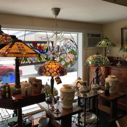 Antiques Etcetera - Tiffany style lamps