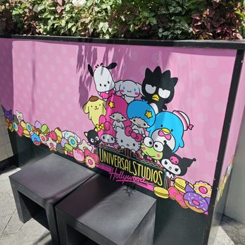 Sanrio Smile Shop - Toy Stores Near Me - Universal City, California