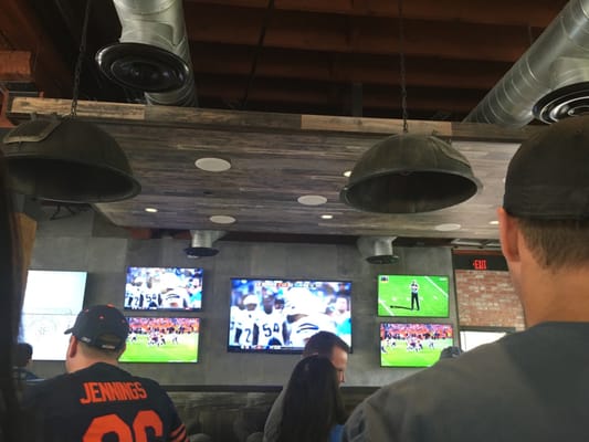 Tom's Watch Bar - Petco Park by null