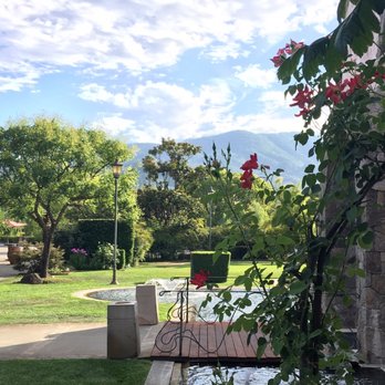 Peju Winery - Gorgeous property - Wine Tasting Room Near Me - Rutherford, California Peju Winery - Gorgeous property - Wine Tasting Room Near Me - Rutherford, California