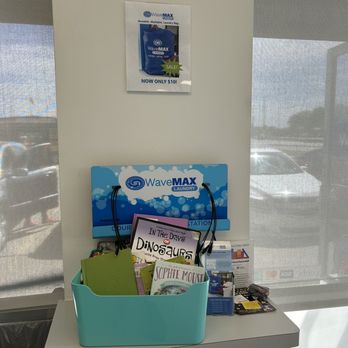 WaveMAX Laundry - Charging station + books for kids - Laundromat Near Me - The Colony, Texas WaveMAX Laundry - Charging station + books for kids - Laundromat Near Me - The Colony, Texas