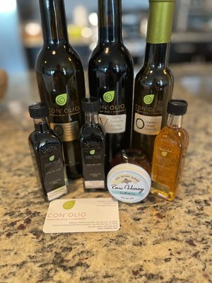 Con' Olio Oils & Vinegars by null