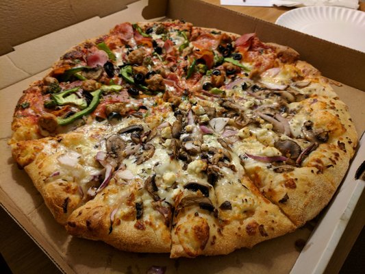 Leonardo's Pizza by null