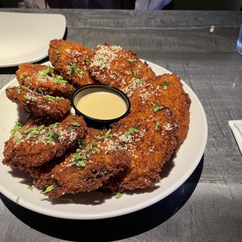 Colton's Social House - Fried zucchini - New American Near Me - Clovis, California Colton's Social House - Fried zucchini - New American Near Me - Clovis, California