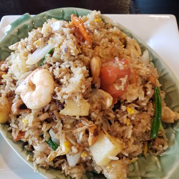 Thai Orchid - Hawaiian fried rice. Chicken, shrimp, pineapple, tomatoes, carrots, egg, scallion, cashews. #yum #ReviewsByRL - Thai Near Me - Indianapolis, Indiana Thai Orchid - Hawaiian fried rice. Chicken, shrimp, pineapple, tomatoes, carrots, egg, scallion, cashews. #yum #ReviewsByRL - Thai Near Me - Indianapolis, Indiana