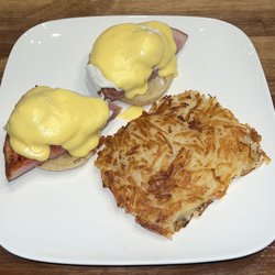Taste of Heaven Bistro - Ham Benedict