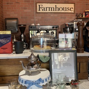 Farmhouse Cafe - Breakfast & Brunch Near Me - Honolulu, Hawaii