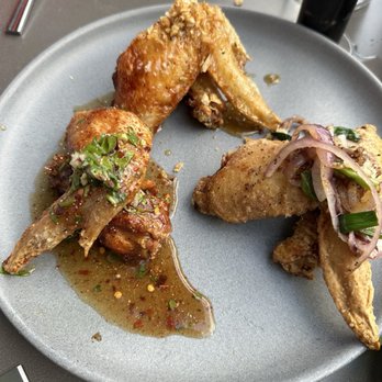 House 1830 - Wings appetiters - Cocktail Bars Near Me - Rogers, Arkansas