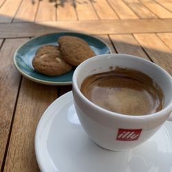 2takt Cafe & Brasserie - God (ægte!) espresso