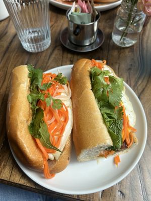 Hannah K Cafe by null
