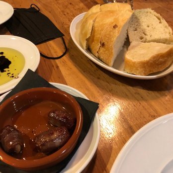 Riverside - House bread and balsamic oil, super soft bread. - New American Near Me - Hood River, Oregon