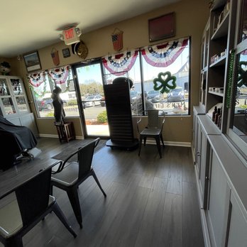 Wolves in Wool - Interior - Barbers Near Me - Yorktown, Virginia