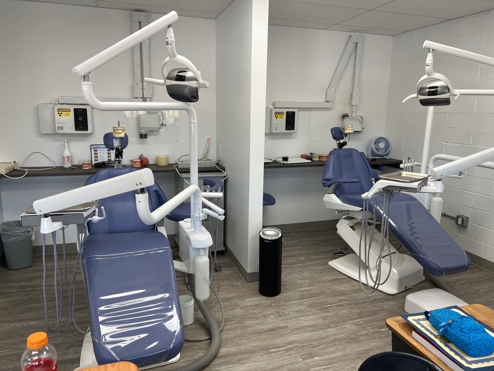 THE VALLEY SCHOOL FOR DENTAL ASSISTING Updated August 2024 14 Photos & 10 Reviews 10800