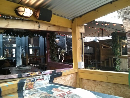 People's Park Tavern by null
