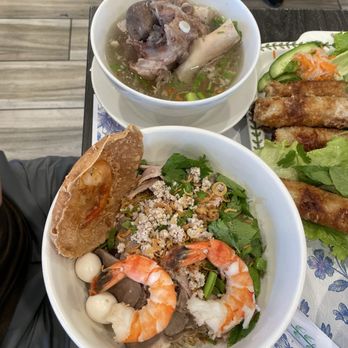 Com Tam Kieu - Dry noodle dish - Vietnamese Near Me - San Gabriel, California Com Tam Kieu - Dry noodle dish - Vietnamese Near Me - San Gabriel, California