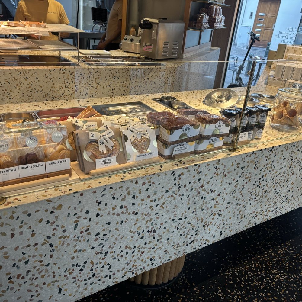 Maison Dandoy - Pastries - Desserts Near Me - Brussels, BRU Maison Dandoy - Pastries - Desserts Near Me - Brussels, BRU