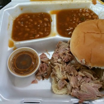 L&Y BBQ - a pulled pork sandwich and beans - Barbeque Near Me - Crossett, Arkansas L&Y BBQ - a pulled pork sandwich and beans - Barbeque Near Me - Crossett, Arkansas