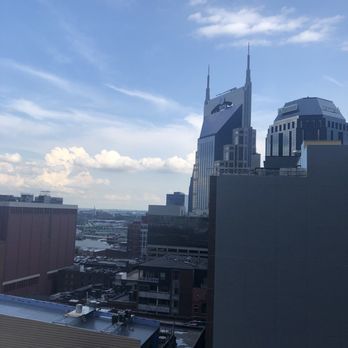 Bobby - Hotels Near Me - Nashville, Tennessee