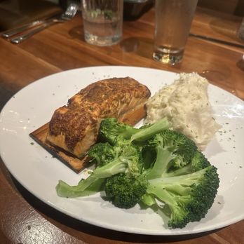 Stoney River - Cedar plank salmon , Garlic Whipped Potatoes, Broccoli - Steakhouses Near Me - Atlanta, Georgia