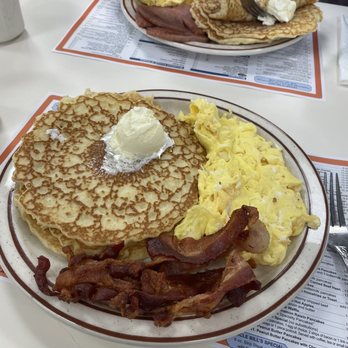 Uncle Bill's Pancake House - Breakfast & Brunch Near Me - Stone Harbor, New Jersey Uncle Bill's Pancake House - Breakfast & Brunch Near Me - Stone Harbor, New Jersey