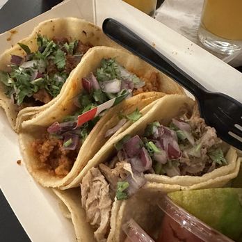 Mexican On the Run - Food Trucks Near Me