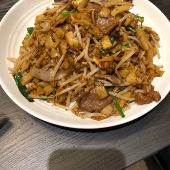 Yi Xin Cafe - Beef Chow Fun - Hong Kong Style Cafe Near Me - Honolulu, Hawaii Yi Xin Cafe - Beef Chow Fun - Hong Kong Style Cafe Near Me - Honolulu, Hawaii