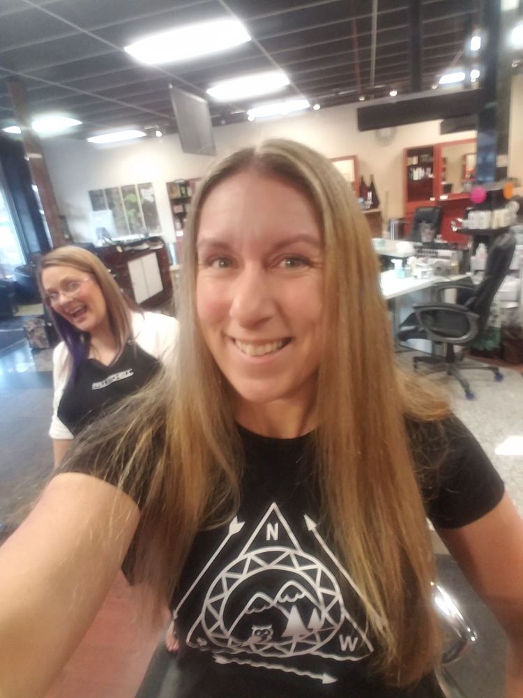 VINTAGE SALON - 39 Photos & 14 Reviews - 1039 Main St, Klamath Falls