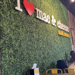 I Heart Mac & Cheese